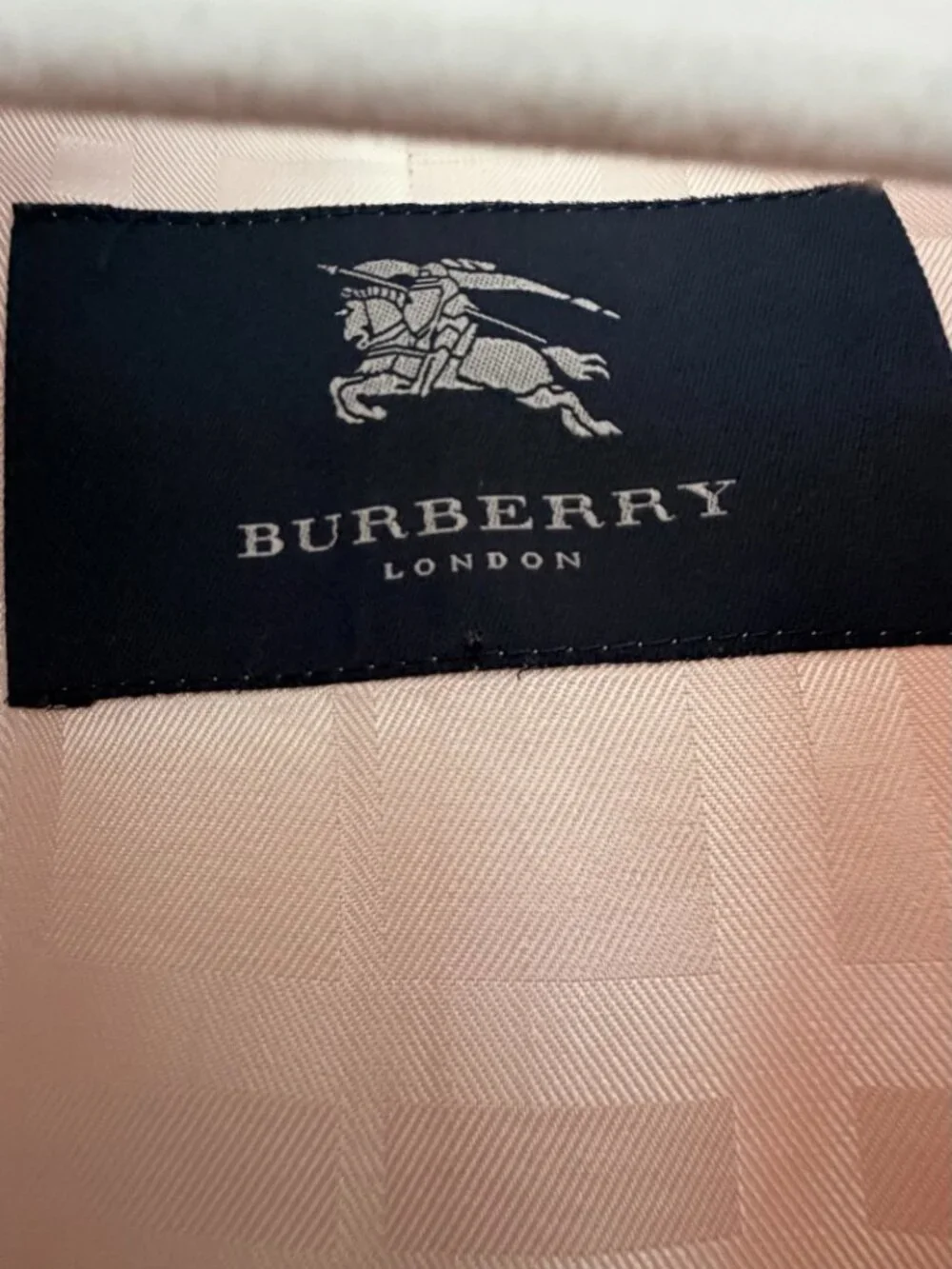 Burberry Women's Pink Double Breasted Belted Jacket Size S - Picture 5 of 6